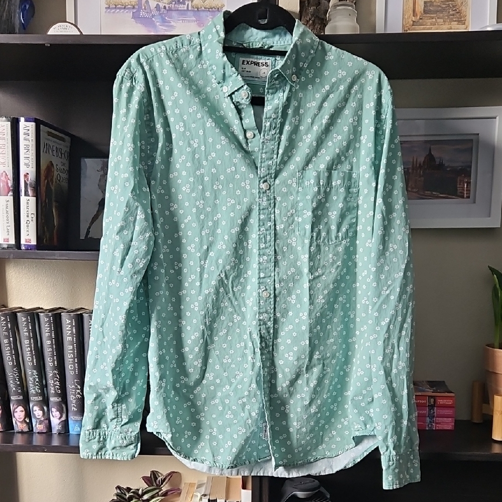 Express Men's Green Shirt